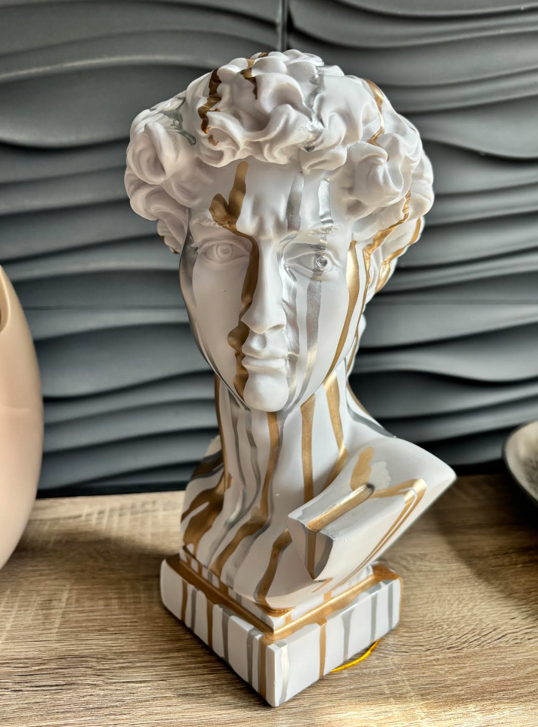 Drip Art Gold & Silver David statue