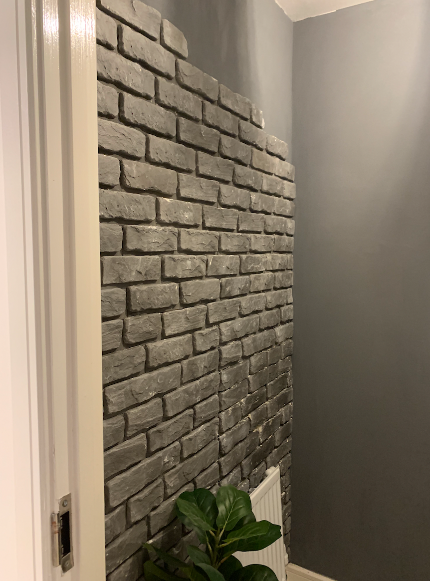 Cloak room